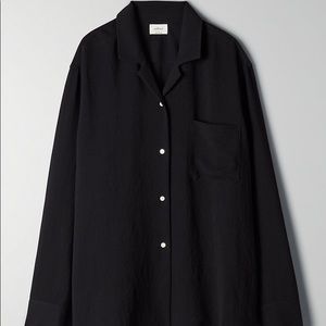 Aritzia Wilfred Relaxed Button-Up- Black sz M